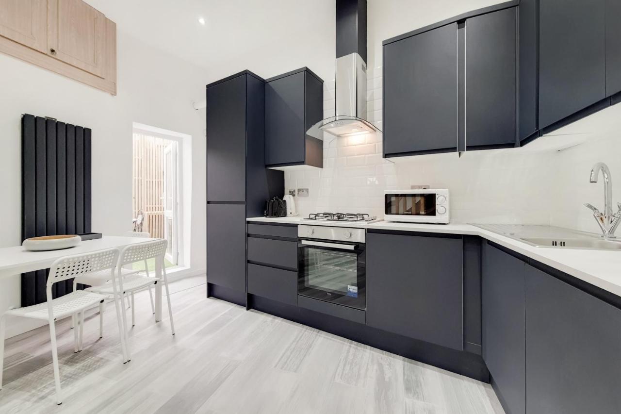 Lovely 4 Bed Apartment Perfect For Families! ลอนดอน ภายนอก รูปภาพ